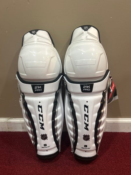 CCM 21K Pro 15" Pro Stock (New) Shin Pads Item#21KS