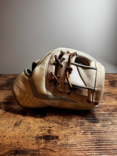 Rawlings REV1X RH Infield Baseball Glove 11.75" (Used)