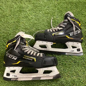 Senior CCM Super Tacks 9380 Hockey Goalie Skates Regular Width 8 (Used)