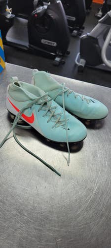 Used Nike Soccer Cleats None Senior 6 11497-S000151413