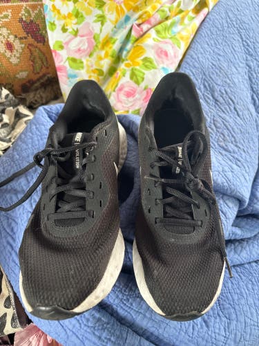 Black Men's Size M 9.0 (W 10.0) Adult Nike Free Run Shoes (Used)