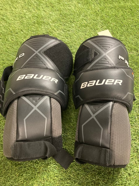 Senior Bauer Pro Knee Pads (Used)
