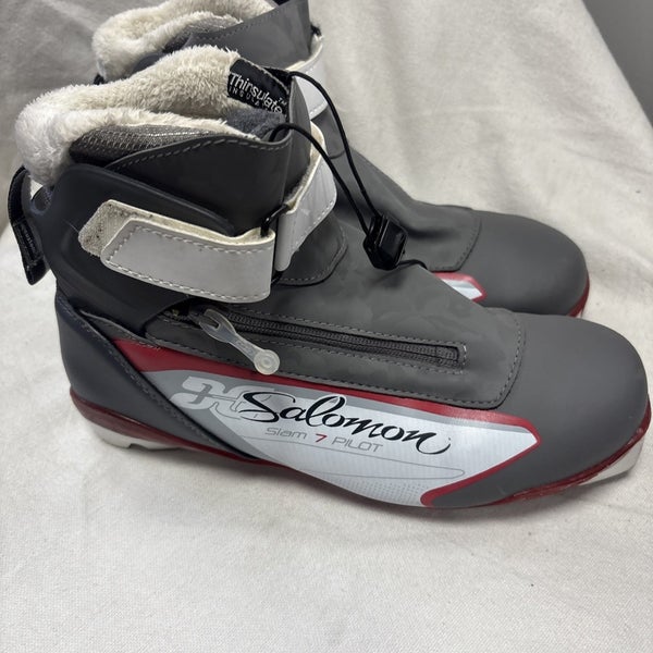 Adult Size 8 EURO 40 Salomon Siam 7 Pilot Cross Country Ski Boots