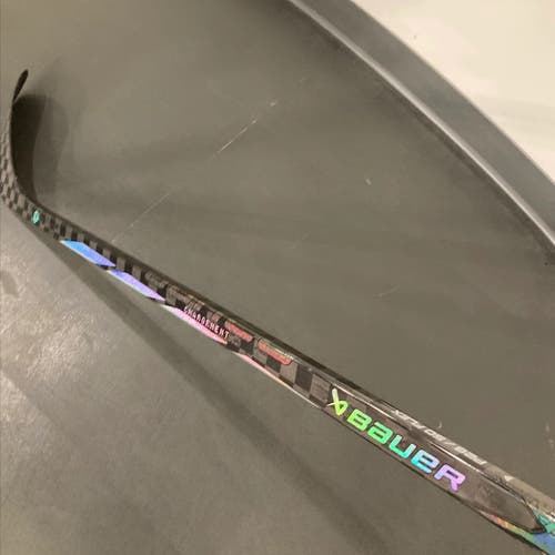 Junior Bauer Proto-R LH Hockey Stick P28