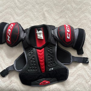 Men's Medium Junior CCM QLT 230 Shoulder Pads (Used)