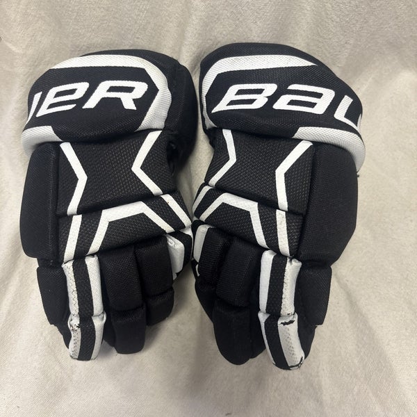 Junior Size 9 Inch Bauer Supreme 150 Ice Hockey Player Gloves
