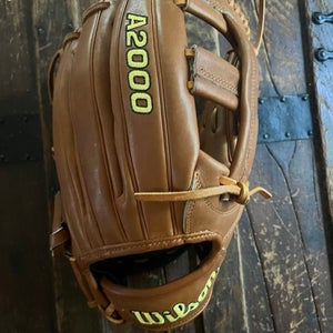 2023 Wilson A2000 RH Infield Baseball Glove 11.75" (New) EL3 Model
