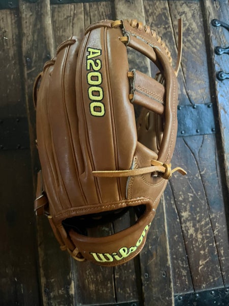 2023 Wilson A2000 RH Infield Baseball Glove 11.75" (New) EL3 Model