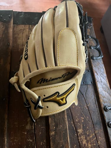 Mizuno Pro RH Infield Baseball Glove 11.5" (New) Didi Gregorius Model