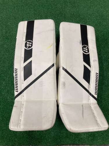 White 21" Youth Warrior Ritual G5 Goalie Leg Pads (Used)