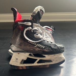 Bauer Vapor X5 Pro Hockey Skates Size 4 (Used) - EXTRA STEEL INCLUDED!!!