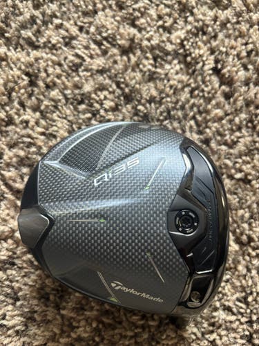 Men's 2025 Right Handed Driver 9 Loft (New)