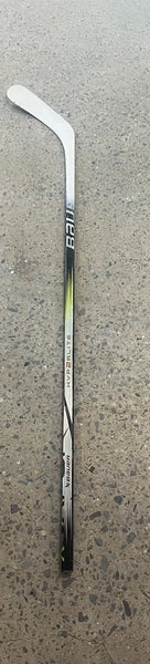 Junior Bauer Vapor Hyperlite 2 Left Hand Hockey Stick P92 (Used)