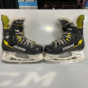 Used Bauer Supreme M4 Size 1 D Skates