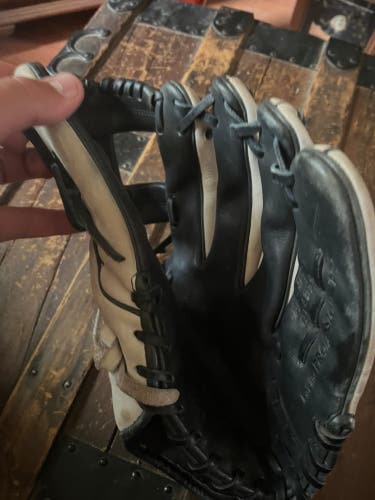 44 Pro RH Infield Baseball Glove 11.75" (Used) Custom