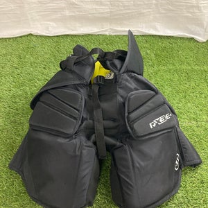 Black Intermediate Medium Warrior Ritual x3 E+ Hockey Goalie Pants (Used)