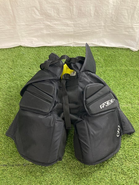 Black Intermediate Medium Warrior Ritual x3 E+ Hockey Goalie Pants (Used)