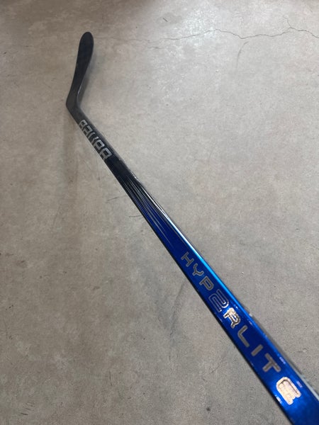 P28 70 Flex Senior Bauer Vapor Hyperlite 2 (Ultra Sonic) Right Hand Hockey Stick Pro Stock (USED)