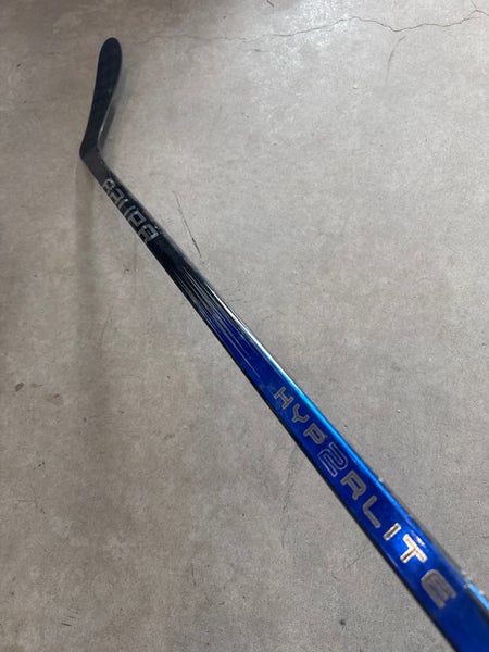 P28 70 Flex Senior Bauer Vapor Hyperlite 2 (Ultra Sonic) Right Hand Hockey Stick Pro Stock (USED)