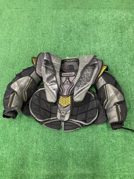 Senior Small Bauer Mach Goalie Chest Protector (Used)
