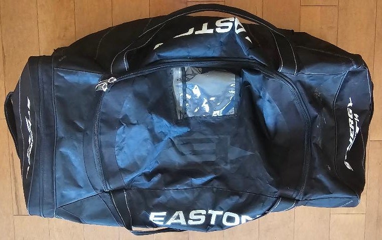 Easton Synergy ST14 Hockey Bag (Used)