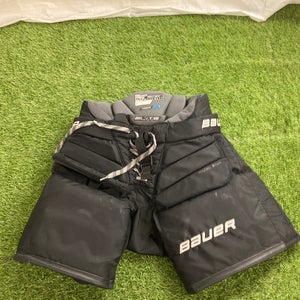Black Intermediate Small Bauer Elite Hockey Goalie Pants (Used)