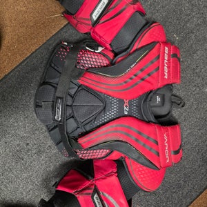 Small Bauer Vapor X2.9 Goalie Chest Protector (Used)