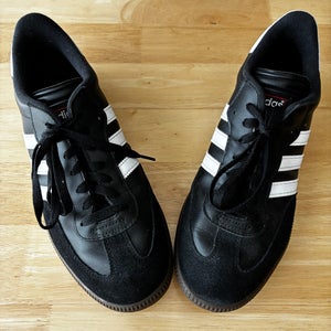 Black Men's Size M 10.0 (W 11.0) Adult Adidas Samba Shoes (Used)