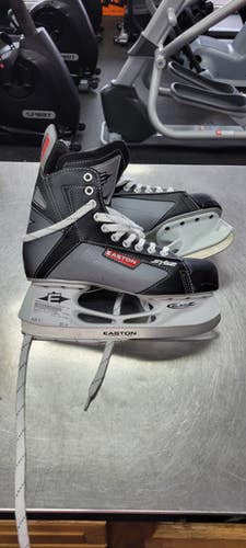 Used Easton SYS2 SYNERGY Senior Hockey Skate Senior 7 11497-S000151429