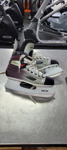 Used Bauer VAPOR VI Senior Hockey Skate Senior 4 11497-S000151428