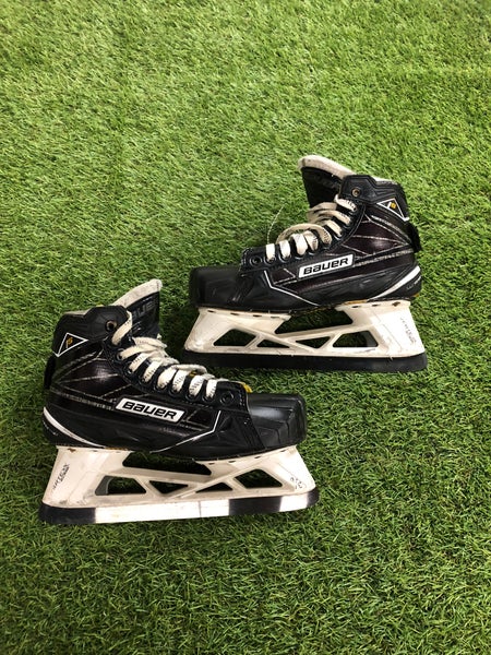 Intermediate Bauer Supreme 1S Hockey Goalie Skates Regular Width 6.5 (Used)