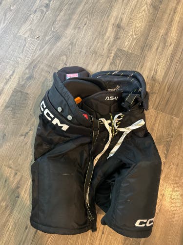 Senior Large CCM Tacks AS-V Hockey Pants (Used)