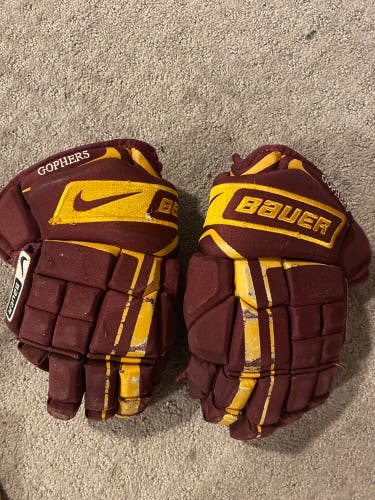 Bauer Vapor XXXX Gloves 13" (Used)