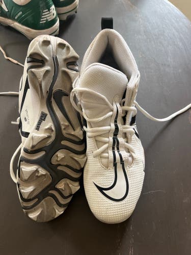 Men's Size M 8.5 (W 9.5) Nike ALPHA Low Top (Used)