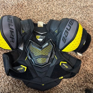 Medium Intermediate Bauer Supreme Ultrasonic Shoulder Pads (Used)