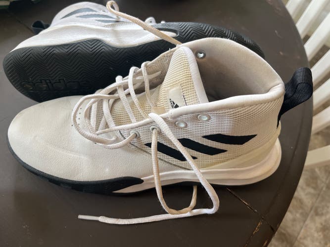 Men's Size M 8.0 (W 9.0) Adidas Shoes (Used)