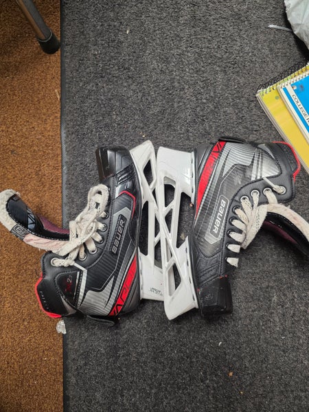Bauer Vapor X2.7 Hockey Goalie Skates Regular Width 6.5 (Used)