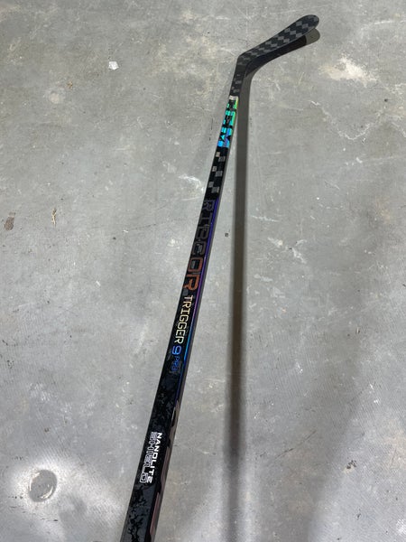 CCM Trigger 9 Pro Stock Hockey Stick Grip 75 Flex P90 Right 42901