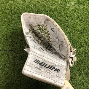White Junior Brian's G-Netik 8.0 Goalie Gloves & Blockers Regular (Used)