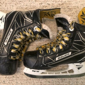Bauer Supreme 1S Hockey Skates Regular Width 13 (Used)