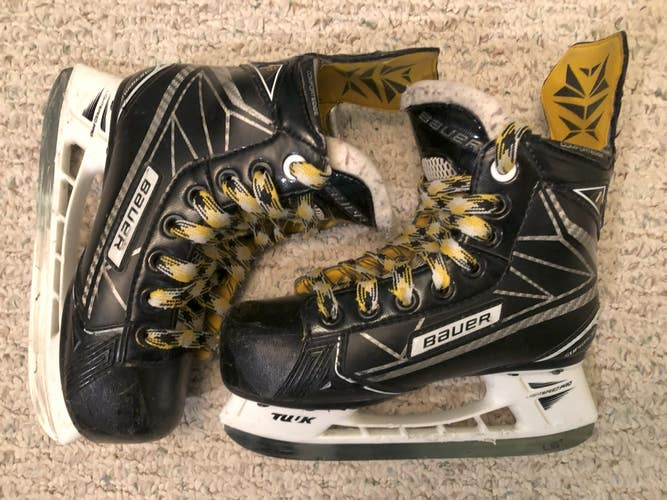 Bauer Supreme 1S Hockey Skates Regular Width 13 (Used)