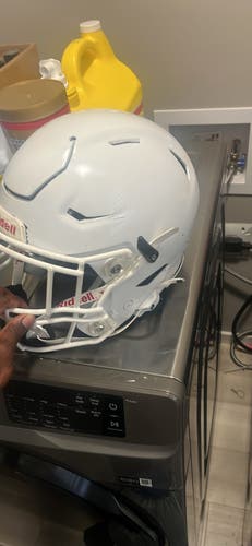 Large Adult Riddell SpeedFlex Helmet (Used)