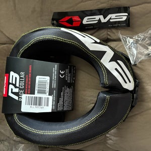 Black (New) Evs r3 race collar