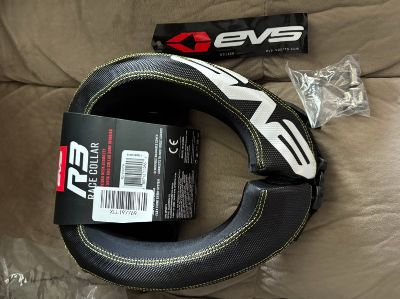 Black (New) Evs r3 race collar
