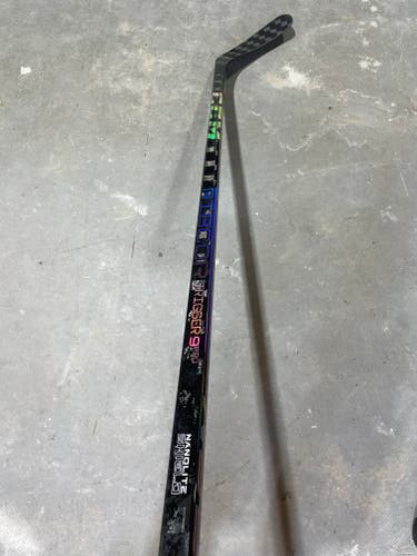 CCM Trigger 9 Pro Stock Hockey Stick Grip 80 Flex P90T Right 42234