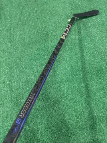 Junior CCM RibCor Trigger 9 Pro Hockey Stick Right Handed P92 (Used)
