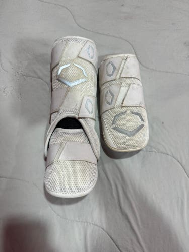 White EvoShield Elbow Guard (Used)