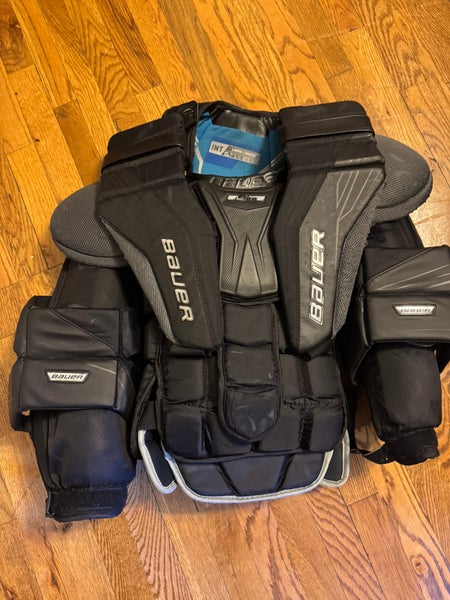 Large 2023 Bauer Elite Goalie Chest Protector (Used)
