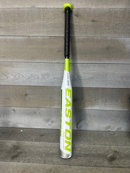 Easton Cyclone FastPitch Softball Bat FP13CY 29 in 20oz 2 1/4" Barrel Youth