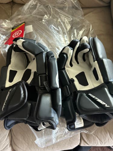Warrior Fatboy Lacrosse Gloves Medium (New) lacrosse box lax gloves